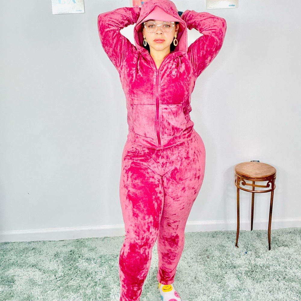 BFF Velour Jogger Set: Burgundy - Picture 6 of 12